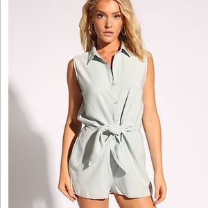 Romper new with tags‼️SOLD‼️